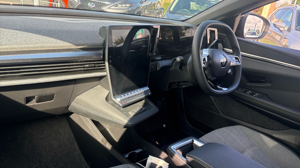 Renault Megane E-Tech EV60 160kW Techno Comfort Range 60kWh 5dr Auto Electric Hatchback - Image 9