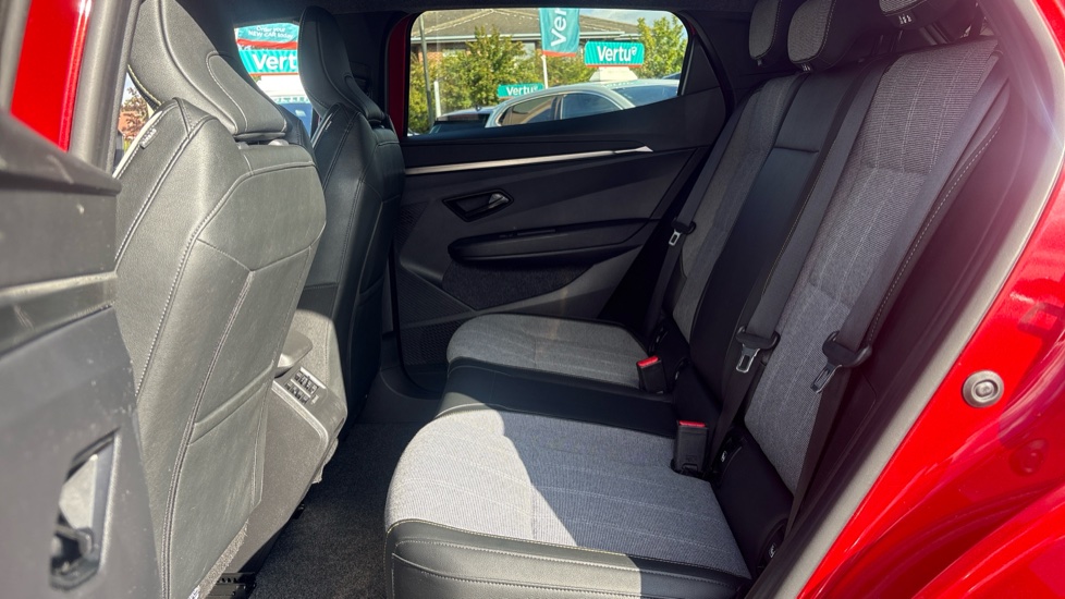 Renault Megane E-Tech EV60 160kW Techno Comfort Range 60kWh 5dr Auto Electric Hatchback - Image 16