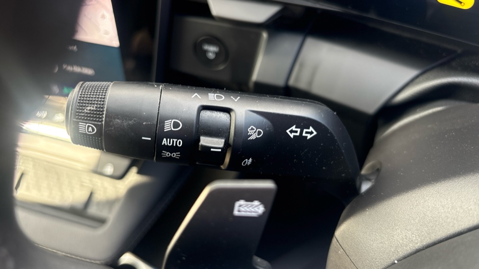 Renault Megane E-Tech EV60 160kW Techno Comfort Range 60kWh 5dr Auto Electric Hatchback - Image 24