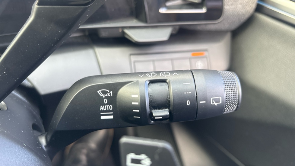 Renault Megane E-Tech EV60 160kW Techno Comfort Range 60kWh 5dr Auto Electric Hatchback - Image 25