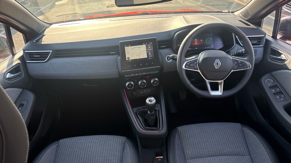 Renault Clio 1.0 TCe 90 Techno 5dr Petrol Hatchback - Image 10