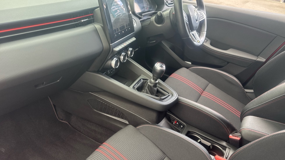 Renault Clio 1.0 TCe 90 RS Line 5dr Petrol Hatchback - Image 13