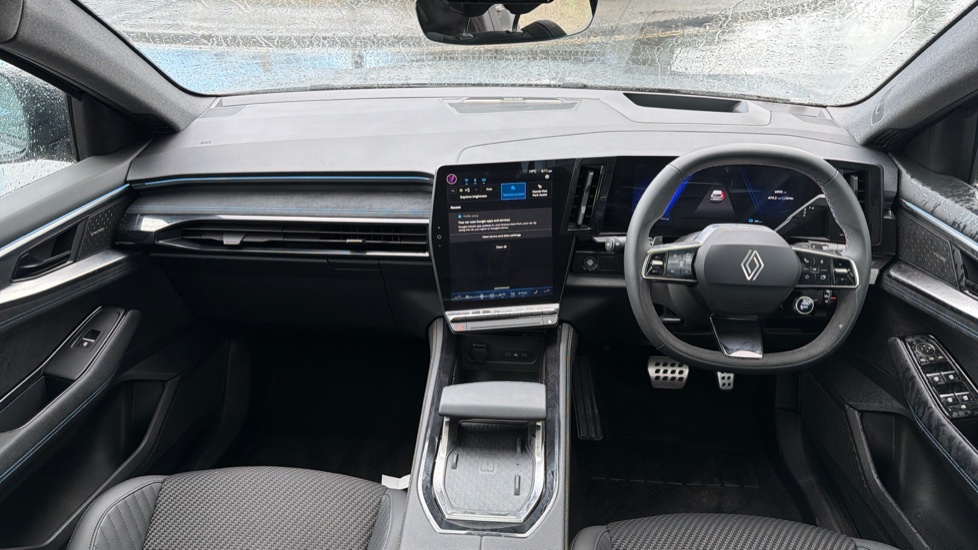 Renault Austral E-Tech Full Hybrid Iconic Esprit Alpine 5dr Auto Hybrid Estate - Image 10