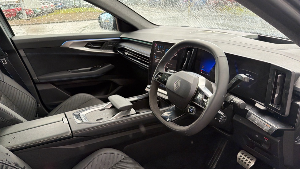 Renault Austral E-Tech Full Hybrid Iconic Esprit Alpine 5dr Auto Hybrid Estate - Image 11