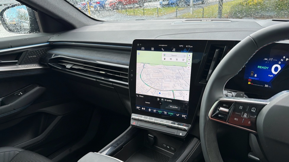 Renault Austral E-Tech Full Hybrid Iconic Esprit Alpine 5dr Auto Hybrid Estate - Image 14