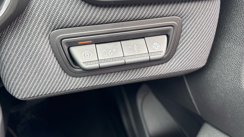Renault Clio 1.6 E-TECH full hybrid 145 Esprit Alpine 5dr Auto Hybrid Hatchback - Image 24