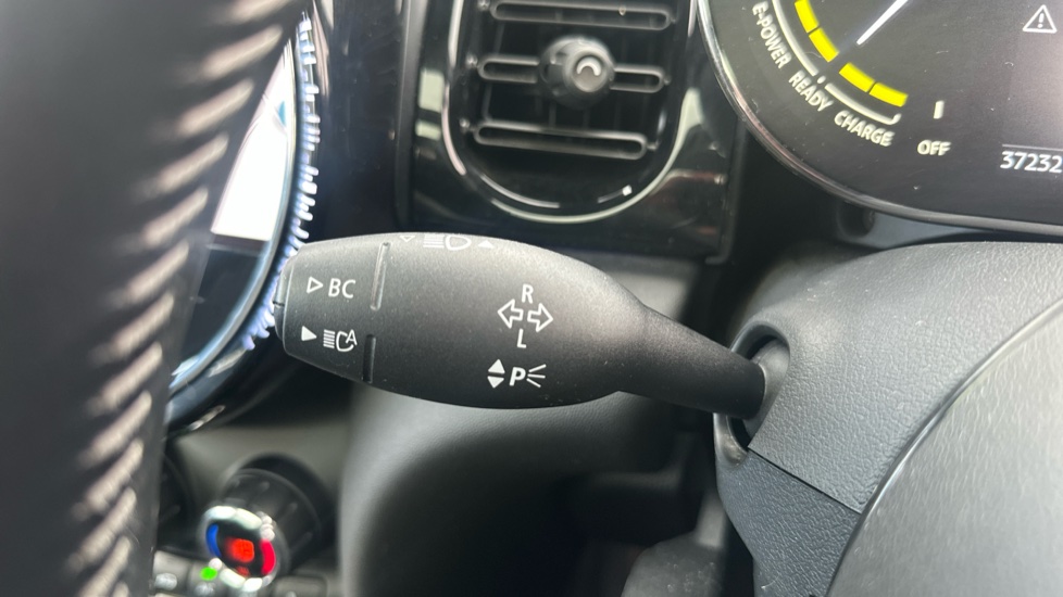 MINI Hatchback 135kW Cooper S Level 3 33kWh 3dr Auto Electric Hatchback - Image 23