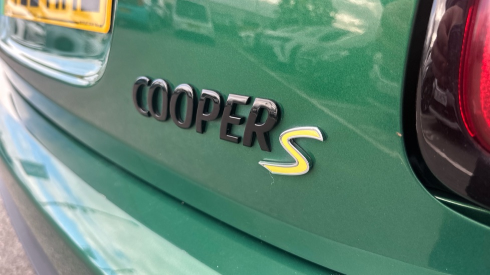 MINI Hatchback 135kW Cooper S Level 3 33kWh 3dr Auto Electric Hatchback - Image 42