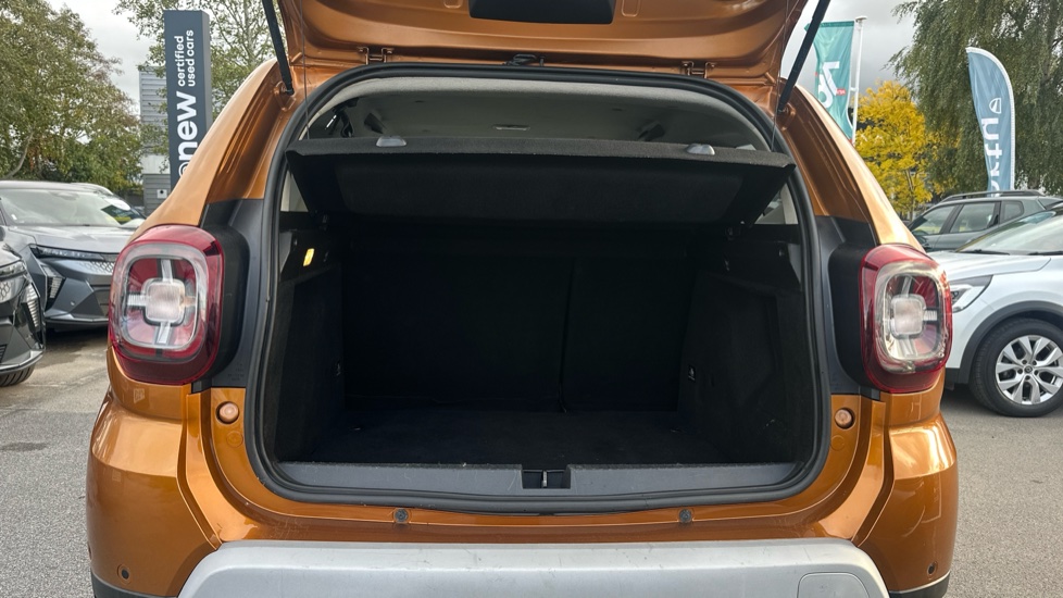 Dacia Duster 1.0 TCe 100 Prestige 5dr Bi Fuel Estate - Image 4