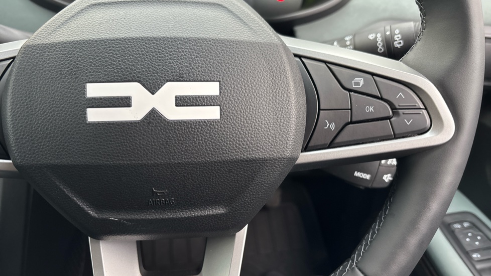 Dacia Jogger 1.0 TCe Extreme 5dr Petrol Estate - Image 30