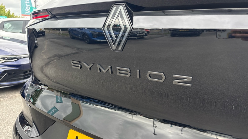 Renault Symbioz 1.3 TCe 140 Techno Esprit Alpine 5dr Petrol Estate - Image 35
