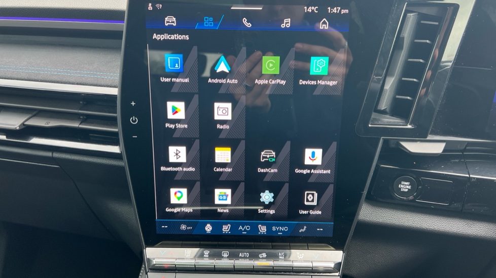 Renault Austral E-Tech FHEV Iconic Esprit Alpine 5dr Auto Hybrid Estate - Image 28
