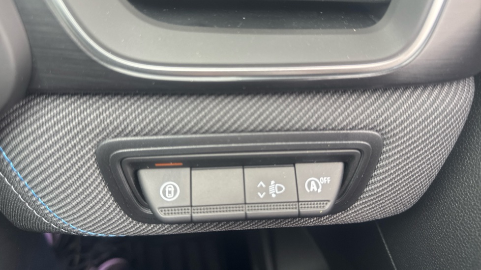 Renault Symbioz 1.3 TCe 140 Techno Esprit Alpine 5dr Petrol Estate - Image 25