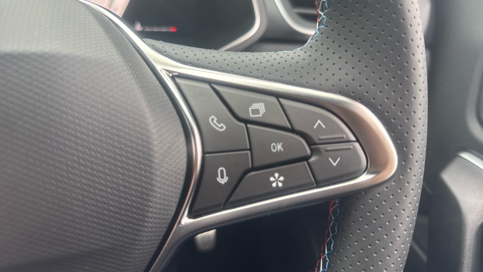 Renault Symbioz 1.3 TCe 140 Techno Esprit Alpine 5dr Petrol Estate - Image 30