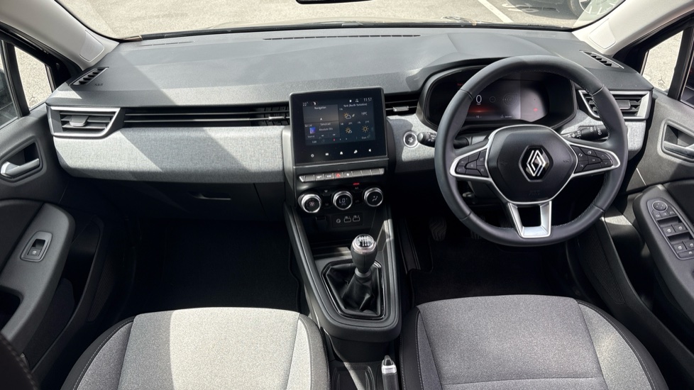 Renault Clio 1.0 TCe 90 Evolution 5dr Petrol Hatchback - Image 10