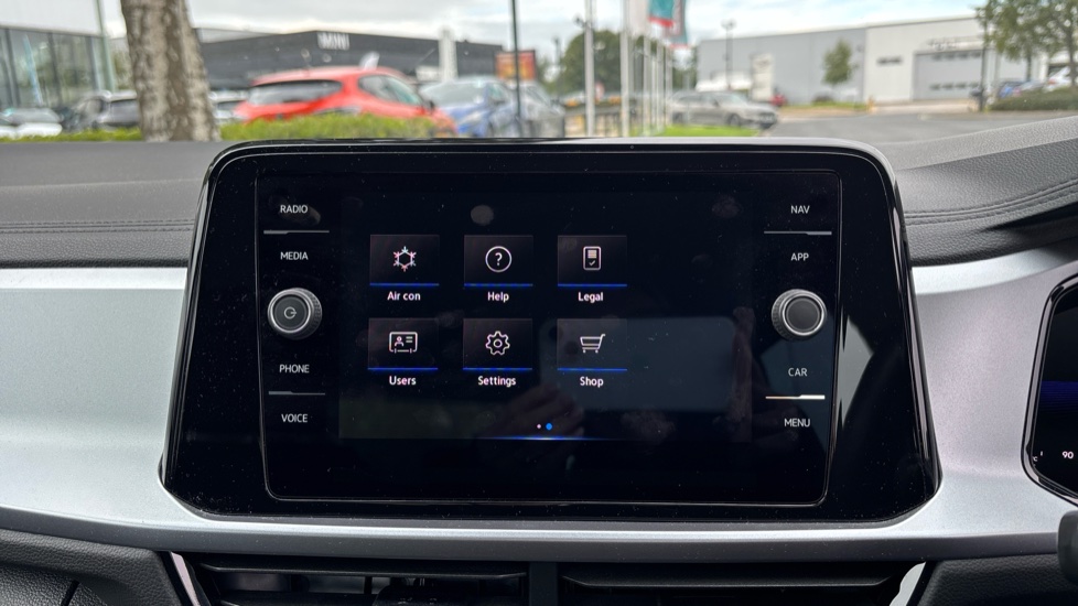 Volkswagen T-Roc 1.0 TSI Life 5dr Petrol Hatchback - Image 21