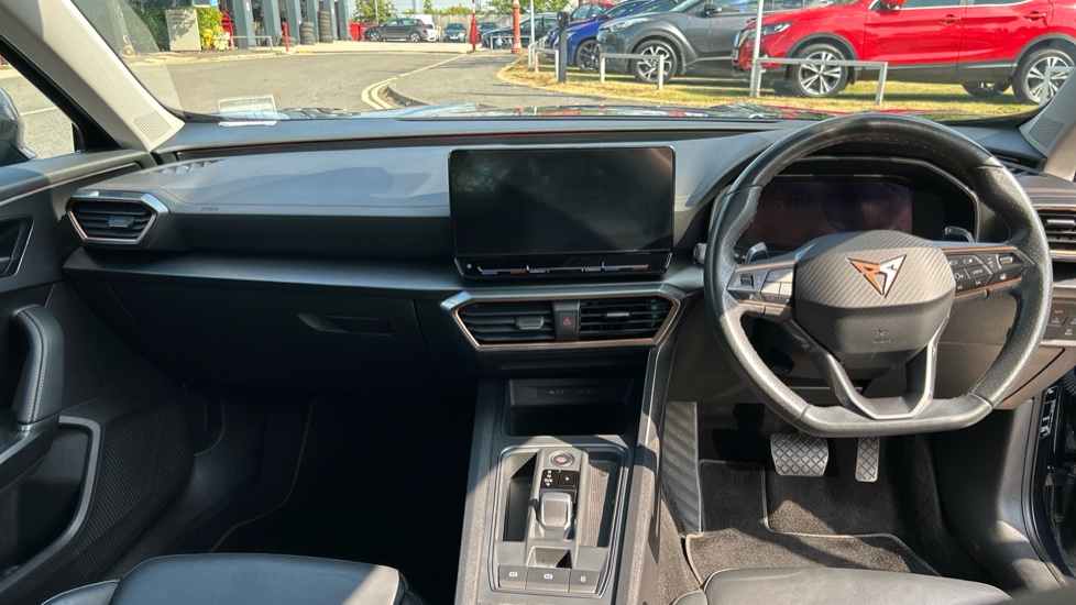 CUPRA Formentor 2.0 TSI 190 V2 5dr DSG 4Drive Petrol Estate - Image 9