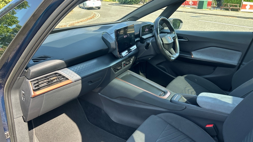 CUPRA Born 150kW V2 58kWh 5dr Auto Electric Hatchback - Image 2