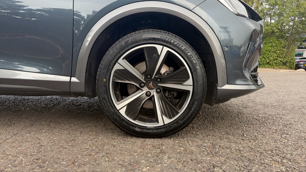 CUPRA Formentor 1.5 TSI 150 V1 5dr DSG Petrol Estate - Image 5