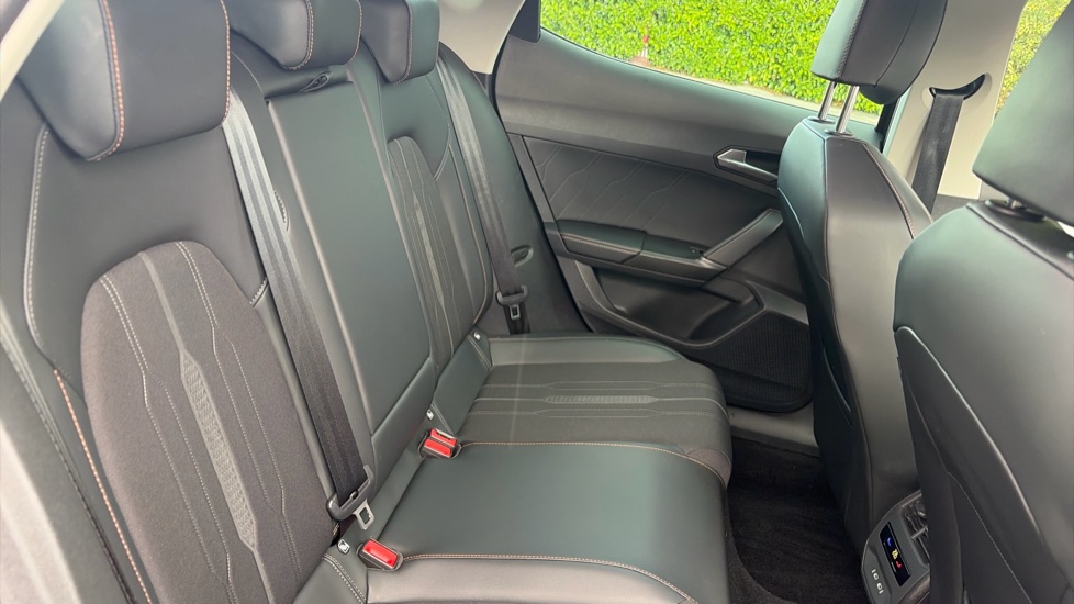 CUPRA Formentor 1.5 TSI 150 V1 5dr DSG Petrol Estate - Image 16