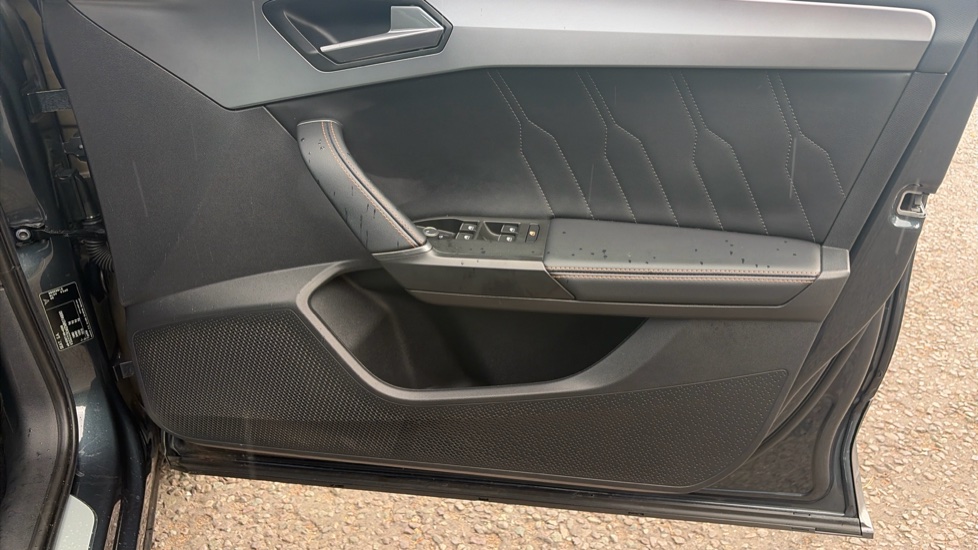 CUPRA Formentor 1.5 TSI 150 V1 5dr DSG Petrol Estate - Image 19