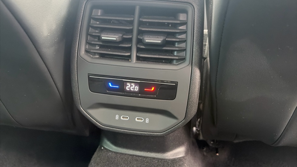 CUPRA Formentor 1.5 TSI 150 V1 5dr DSG Petrol Estate - Image 37