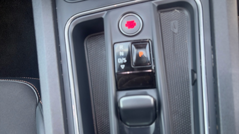 CUPRA Leon 2.0 TSI VZ1 5dr DSG Petrol Hatchback - Image 29