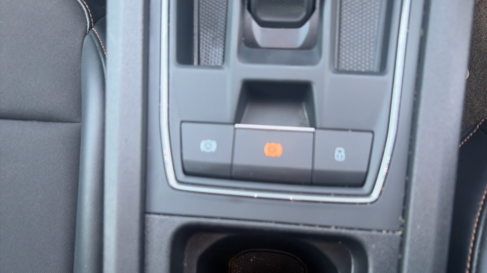 CUPRA Leon 2.0 TSI VZ1 5dr DSG Petrol Hatchback - Image 30
