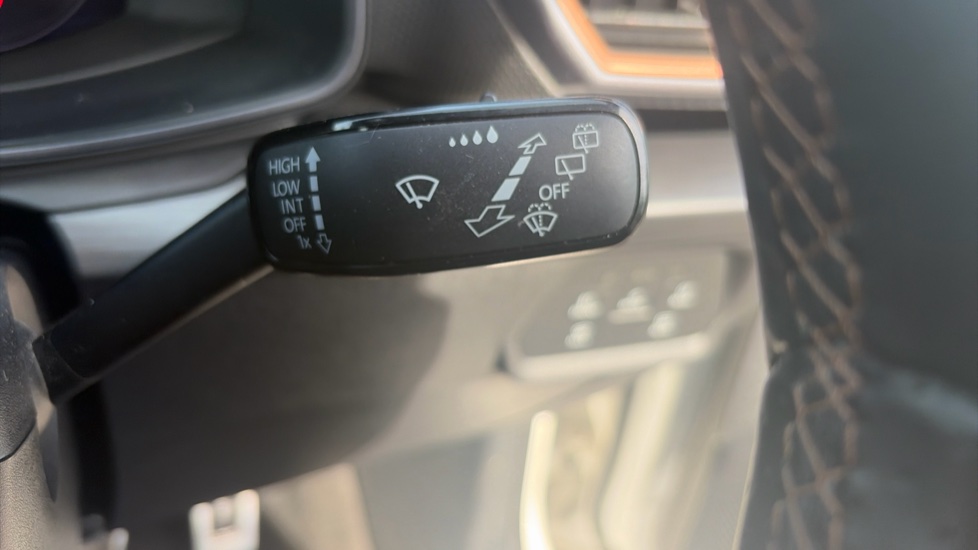 CUPRA Leon 2.0 TSI VZ1 5dr DSG Petrol Hatchback - Image 32