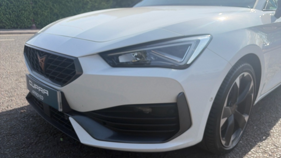 CUPRA Leon 2.0 TSI VZ1 5dr DSG Petrol Hatchback - Image 42