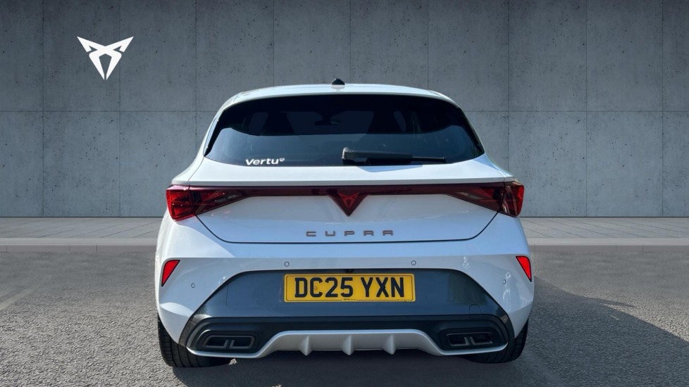 CUPRA Leon 1.5 eTSI 150 V2 5dr DSG Petrol Hatchback - Image 8