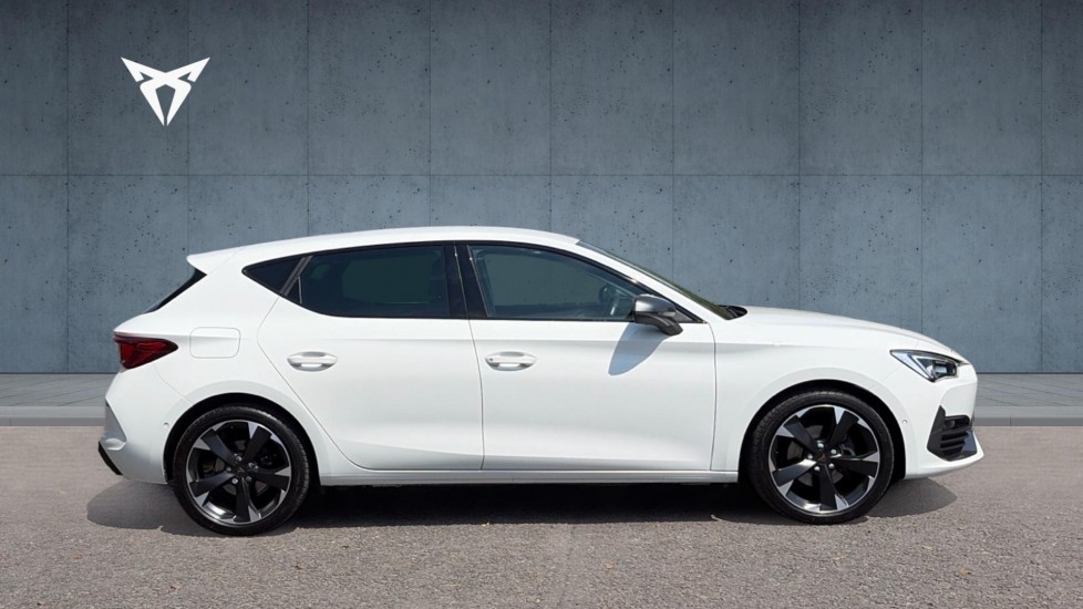 CUPRA Leon 1.5 TSI V1 5dr Petrol Hatchback - Image 4