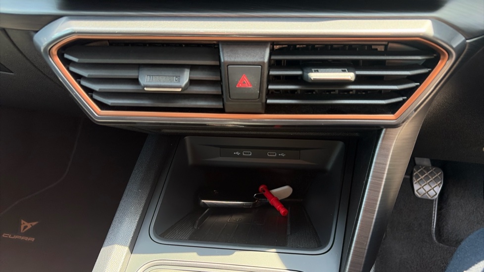 CUPRA Leon 1.5 TSI V1 5dr Petrol Hatchback - Image 27