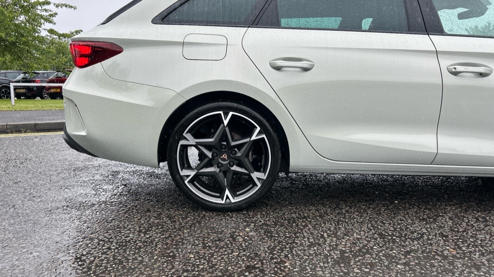 CUPRA Leon 1.5 eTSI 150 V2 5dr DSG Petrol Estate - Image 22