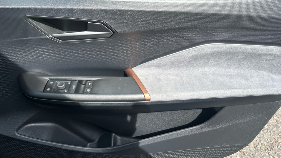 CUPRA Born 170kW e-Boost V2 59kWh 5dr Auto Electric Hatchback - Image 19