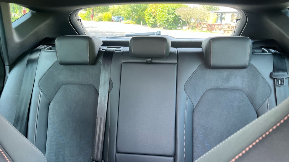 CUPRA Leon 1.5 eTSI 150 V2 5dr DSG Petrol Hatchback - Image 16