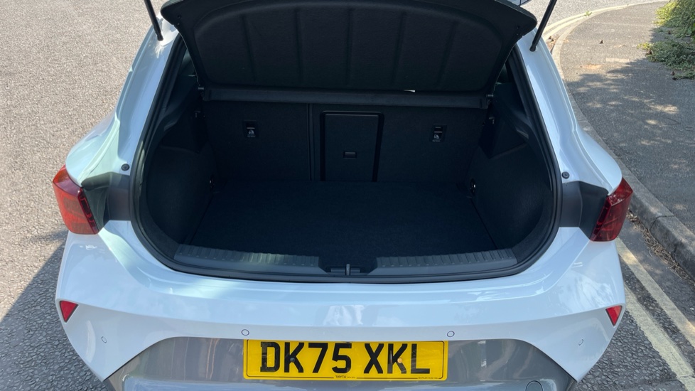 CUPRA Leon 1.5 eTSI 150 V2 5dr DSG Petrol Hatchback - Image 20