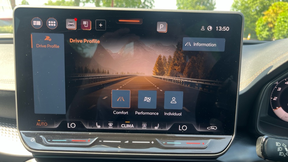 CUPRA Leon 1.5 eTSI 150 V2 5dr DSG Petrol Hatchback - Image 22