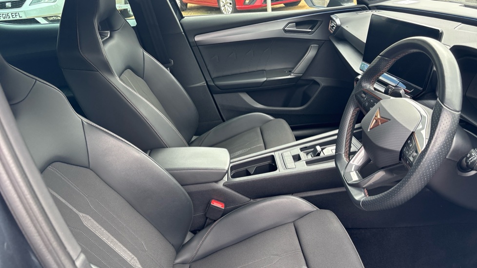 CUPRA Leon 2.0 TSI VZ1 5dr DSG Petrol Hatchback - Image 15