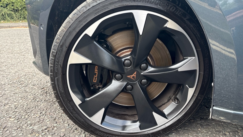 CUPRA Leon 2.0 TSI VZ1 5dr DSG Petrol Hatchback - Image 35