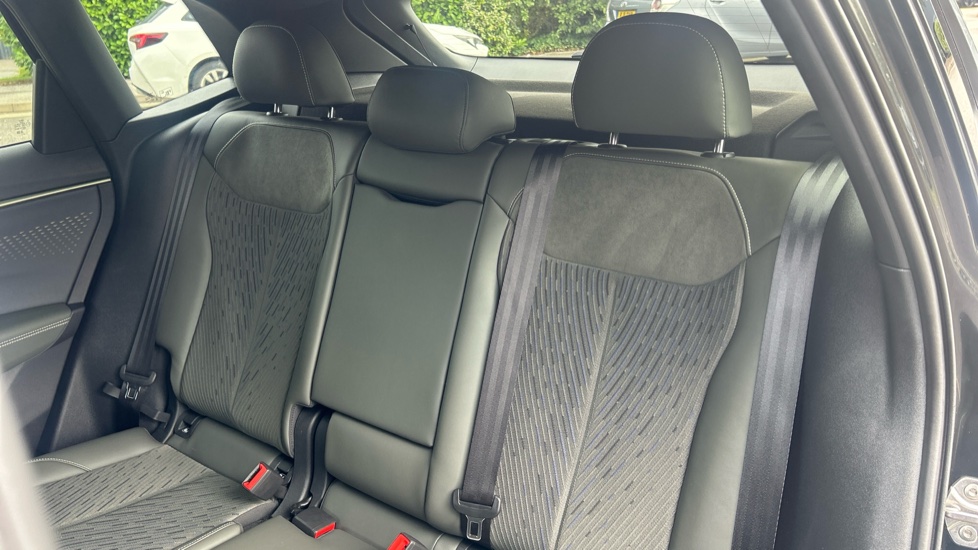 CUPRA Terramar 1.5 eHybrid 204 Tribe Edition 5dr DSG Hatchback - Image 16