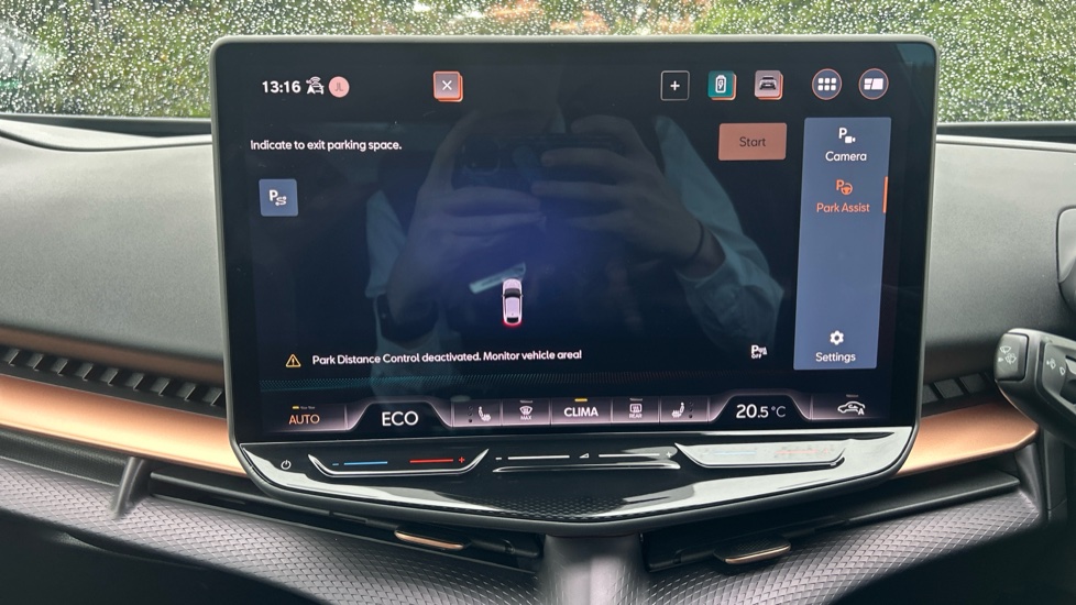 CUPRA Tavascan 210kW V1 77kWh 5dr Auto Electric Estate - Image 29