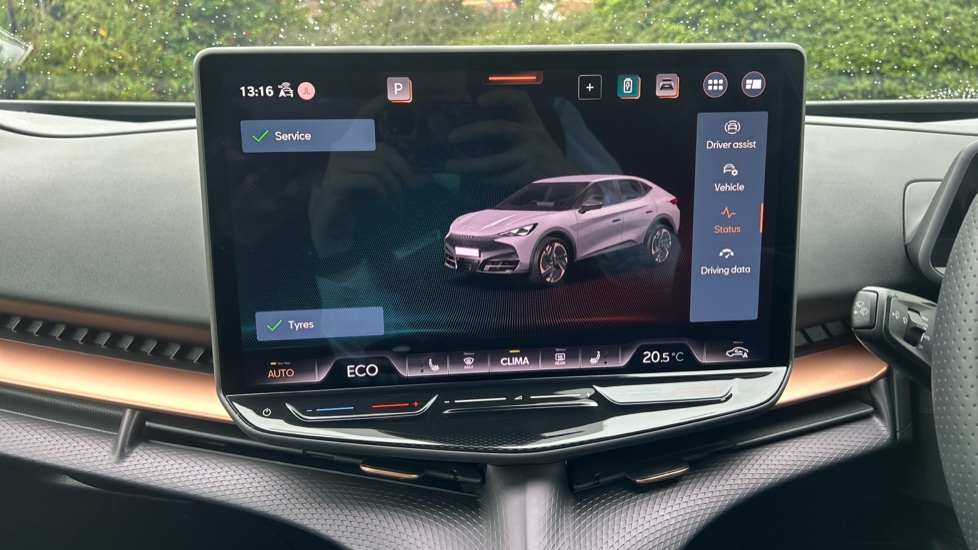 CUPRA Tavascan 210kW V1 77kWh 5dr Auto Electric Estate - Image 31