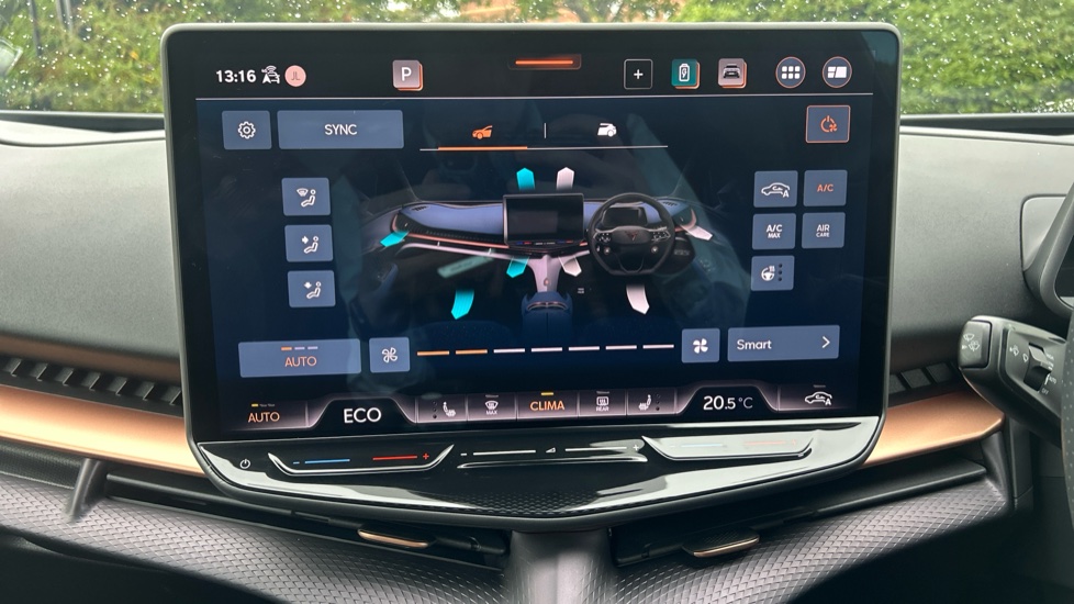 CUPRA Tavascan 210kW V1 77kWh 5dr Auto Electric Estate - Image 32