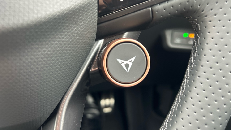 CUPRA Tavascan 210kW V1 77kWh 5dr Auto Electric Estate - Image 37