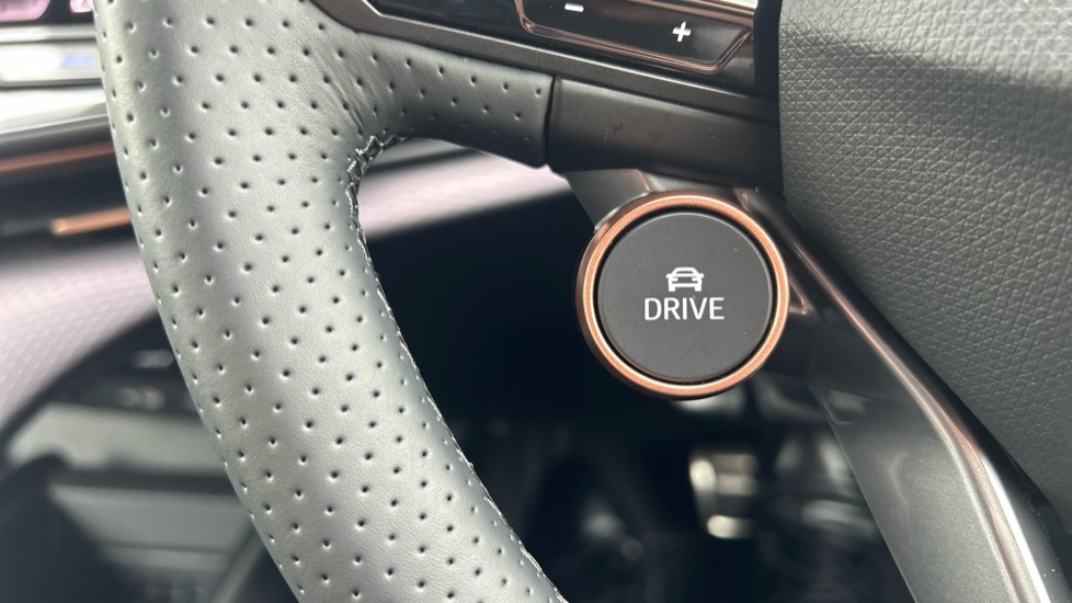 CUPRA Tavascan 210kW V1 77kWh 5dr Auto Electric Estate - Image 38
