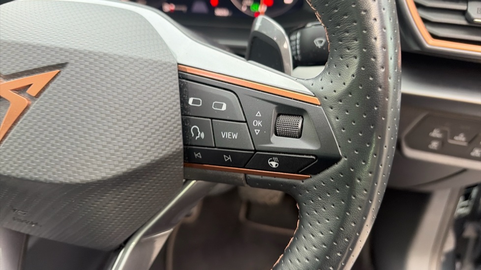 CUPRA Leon 1.5 eTSI V1 Design Edition 5dr DSG Petrol Hatchback - Image 18