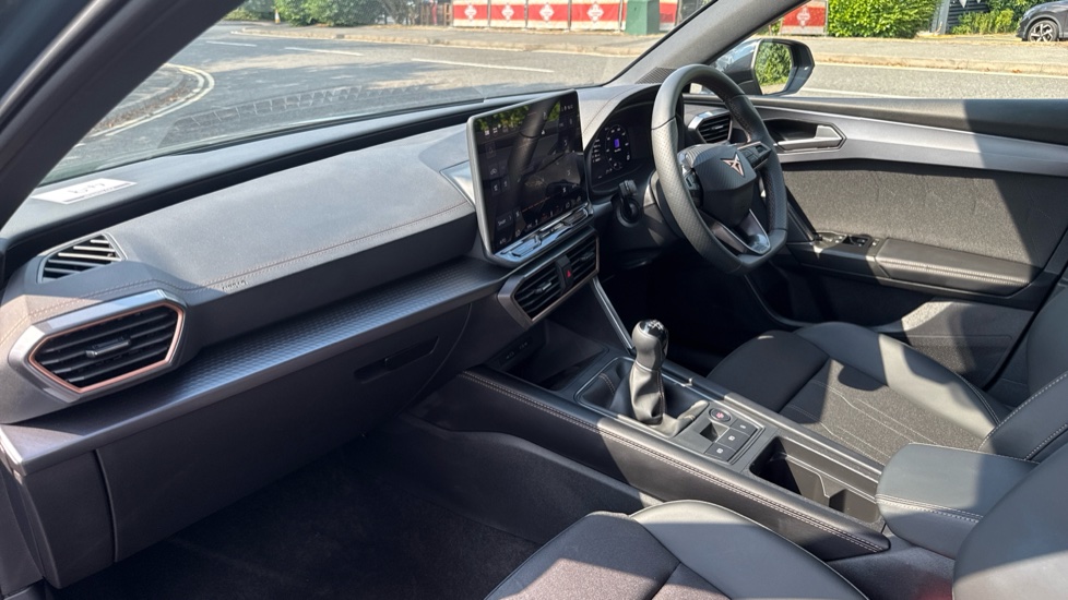CUPRA Leon 1.5 TSI 150 V1 5dr Petrol Hatchback - Image 2