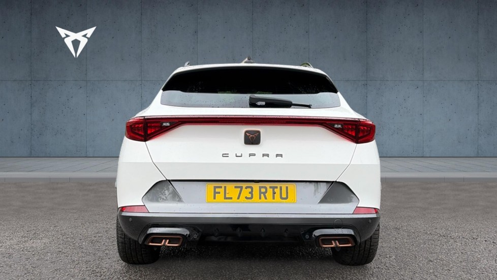 CUPRA Formentor 1.4 eHybrid 204 V2 5dr DSG Estate - Image 8