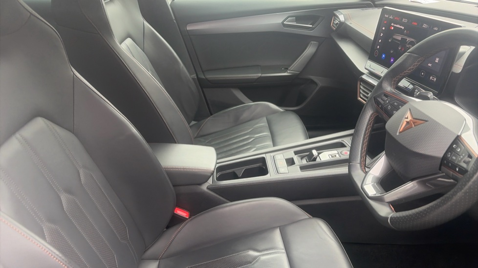 CUPRA Formentor 1.4 eHybrid 204 V2 5dr DSG Estate - Image 15